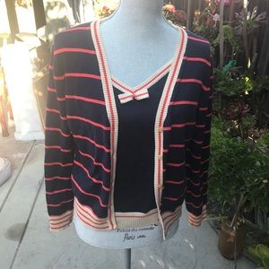 Stylish  Liz Claiborne sweater set - size Medium